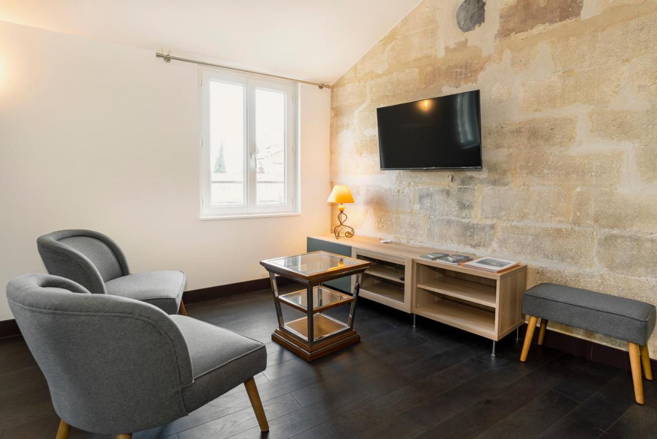 Saint Eloi - Duplex Centre Historique De Villeneuve Les Avignon エクステリア 写真